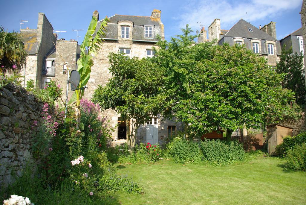 Appartement Des Remparts Ντινάν Δωμάτιο φωτογραφία